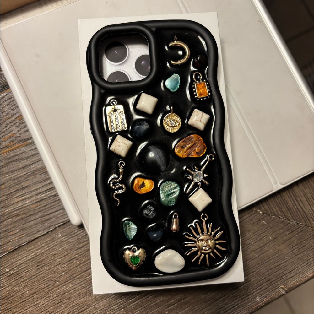 IPHONE 15 Black Phone Case with Charms